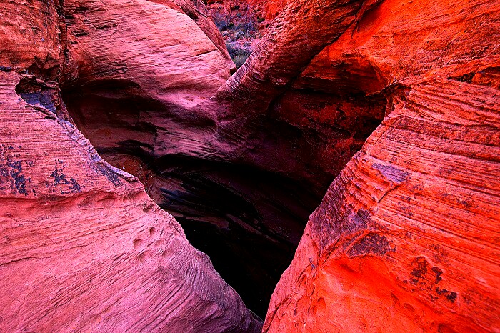 heart-shaped-rock-formation-in-nevada