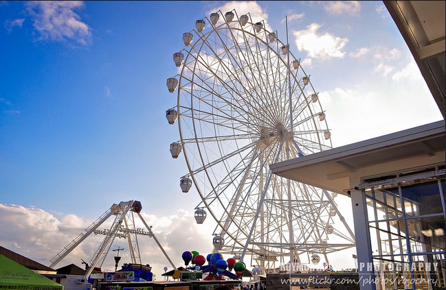 Tagaytay Sky Ranch | Photo by Roy Morta | Flickr