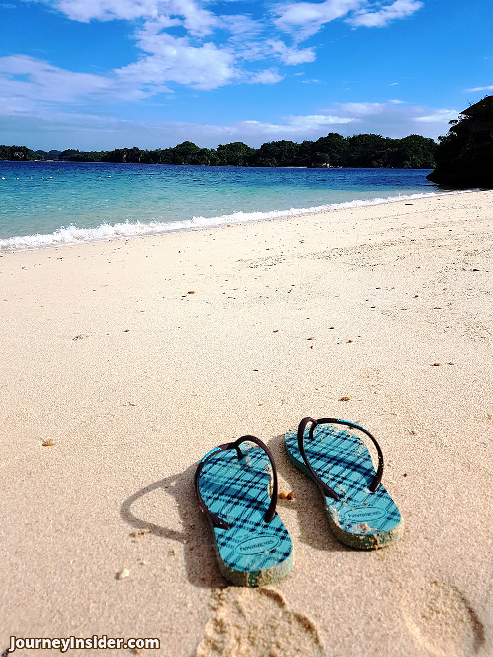 white-beach-in-guimaras-island