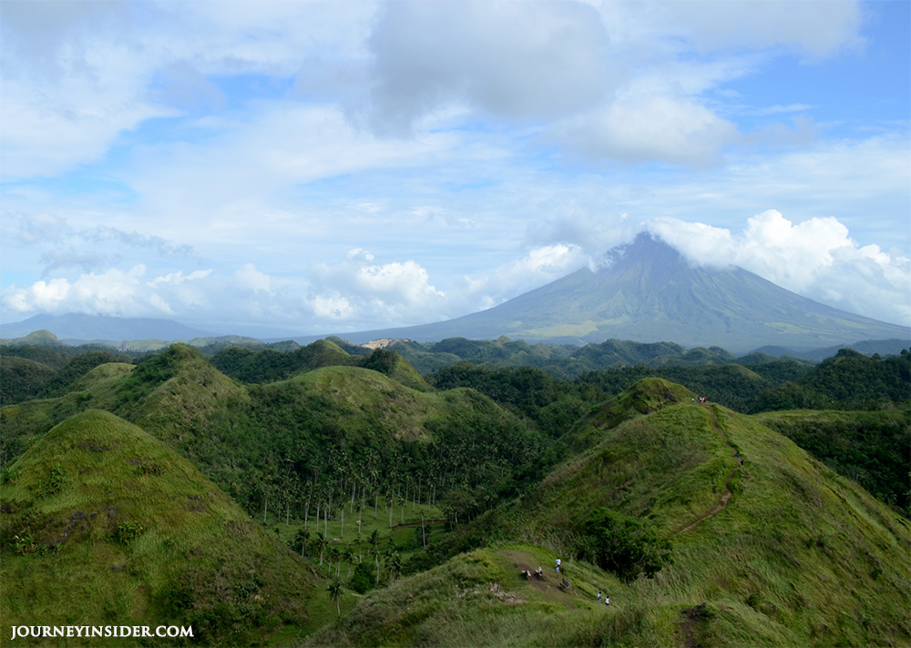 mayon-volcano-at-quitinday-green-hills