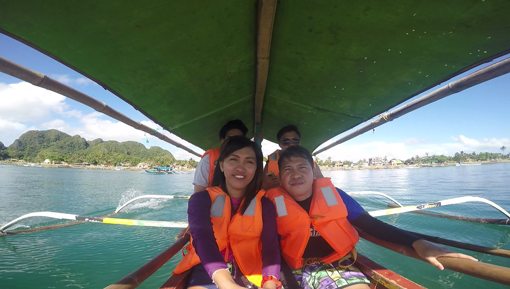 caramoan-island-hopping