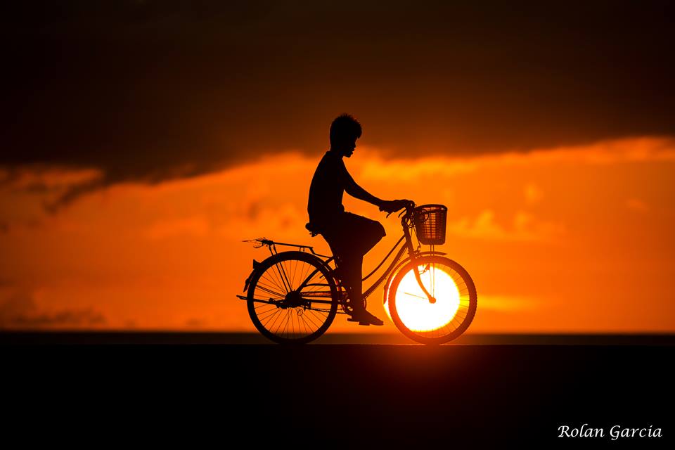 breathtaking-batanes-sunset-by-sir-rolan-garcia