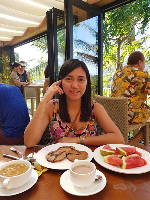 superb-buffet-breakfast-at-fairways-and-bluewater-boracay