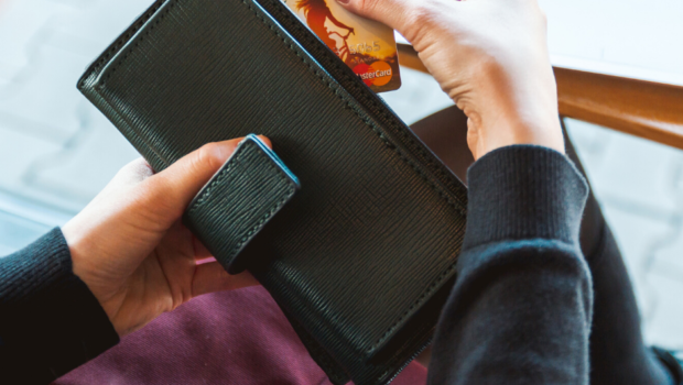 Journey Insider Budget Travel Guide For Solo Group Travelers